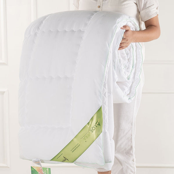 Real Aloevera Gel Coated Premium Ultra Soft All Season Quilt