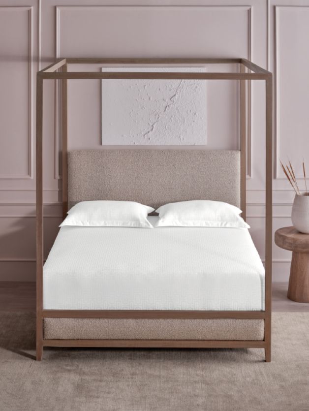 Gridelle White White