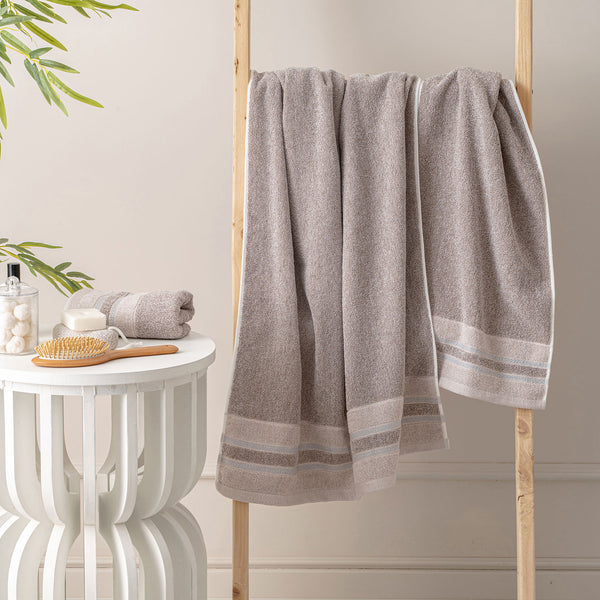 100% Premium Cotton Towel - Ultra-absorbent, Quick-Dry