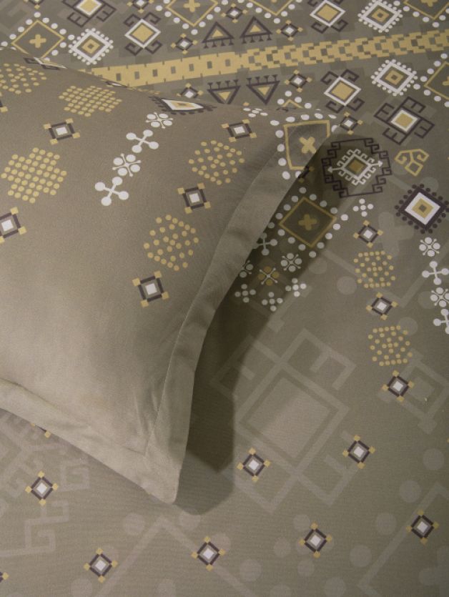 Tribal Charm CUB BROWN